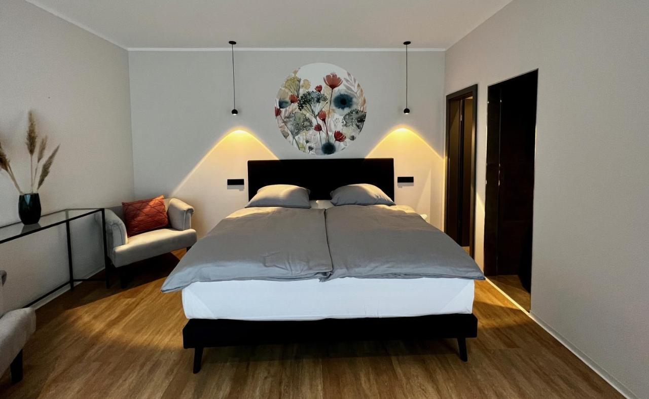 Hotel Drei Hoefe Friedrichsdorf Kültér fotó
